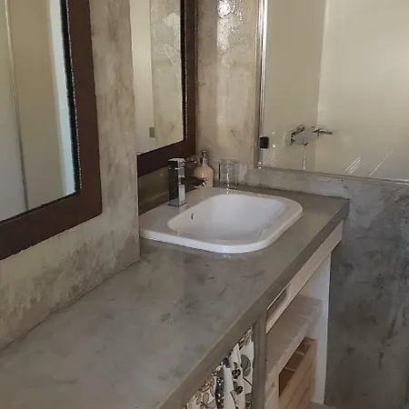 Casa Aurea